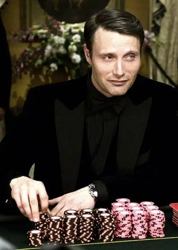 casino-royale-mads-mikkelsen-longines evidenza.webp
