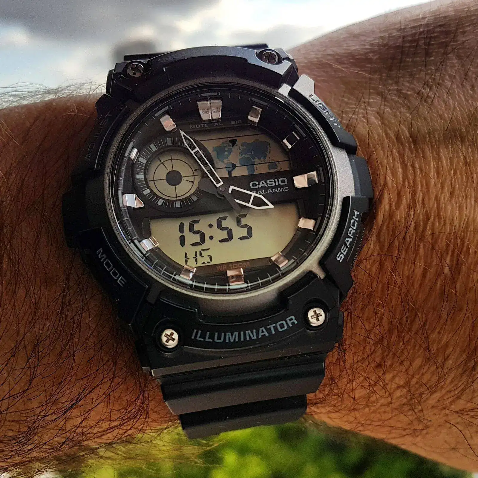 Casio AEQ-200W-1A (1).webp