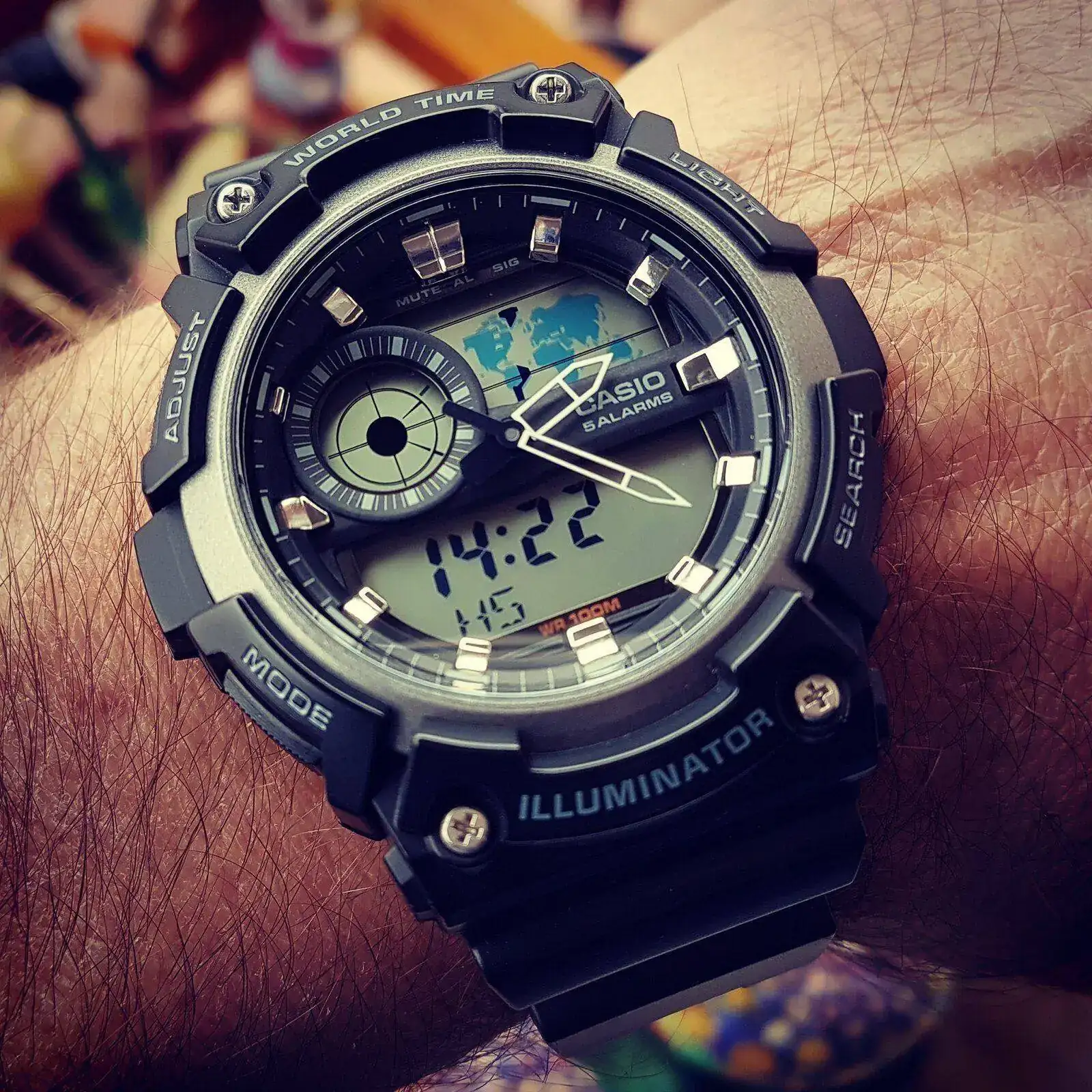 Casio AEQ-200W-1A (1).webp