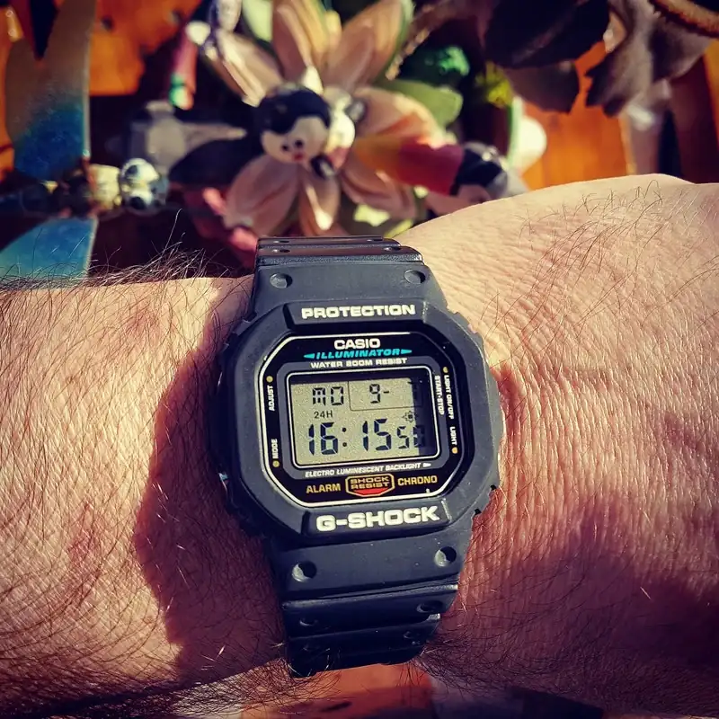 Casio-G-Shock-1545-Iluminator-1.webp