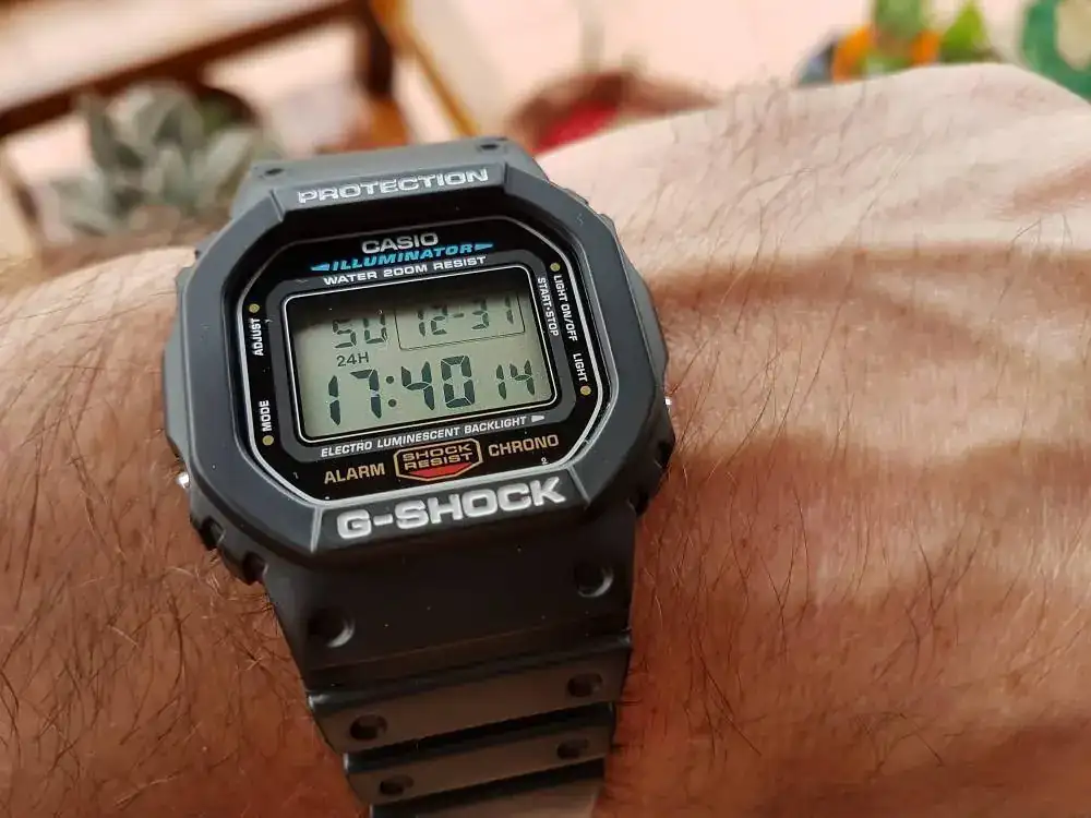 Casio G Shock 1545 Iluminator (2007) 01.webp