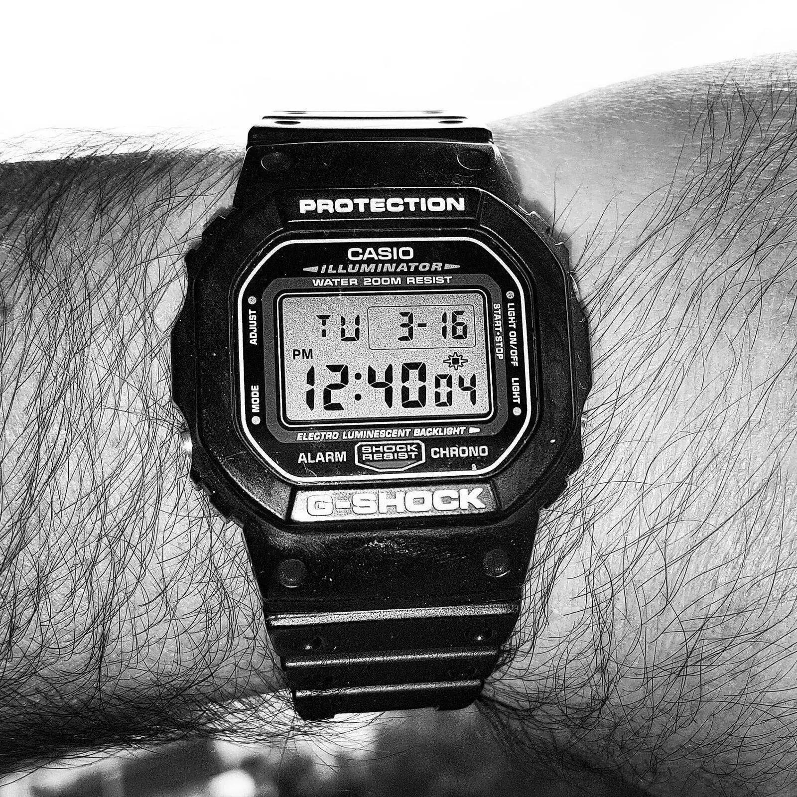 Casio G Shock 1545 Iluminator (B&W).webp