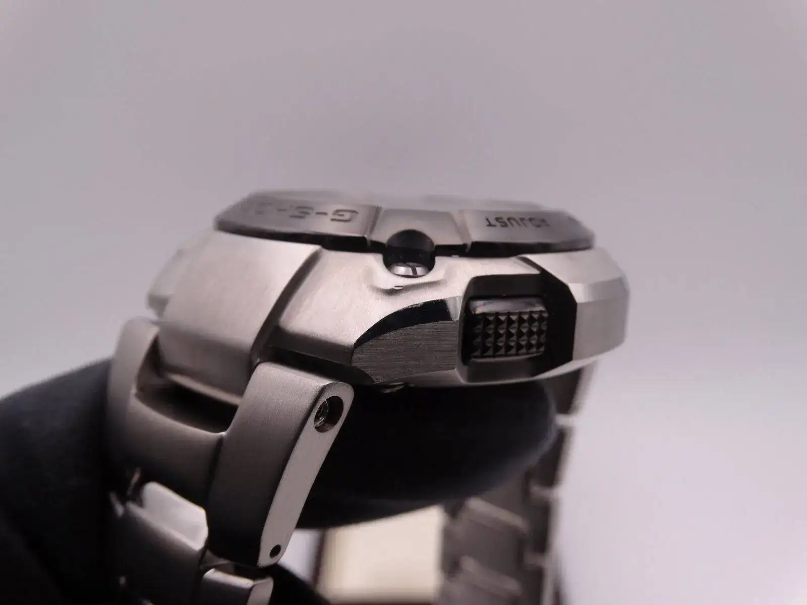 Casio G-Shock MRG 08527.webp