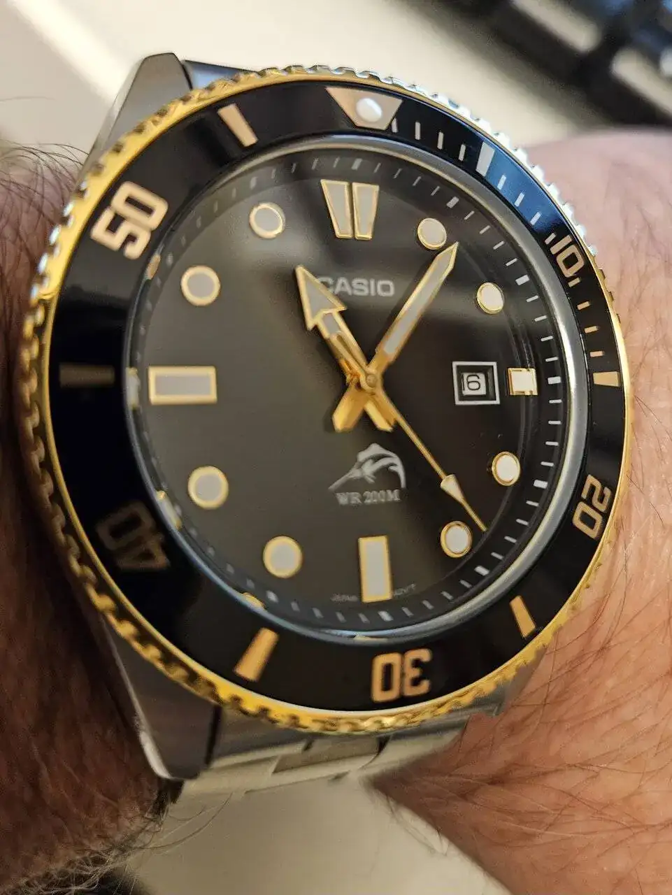 Casio Marlin Golden.webp