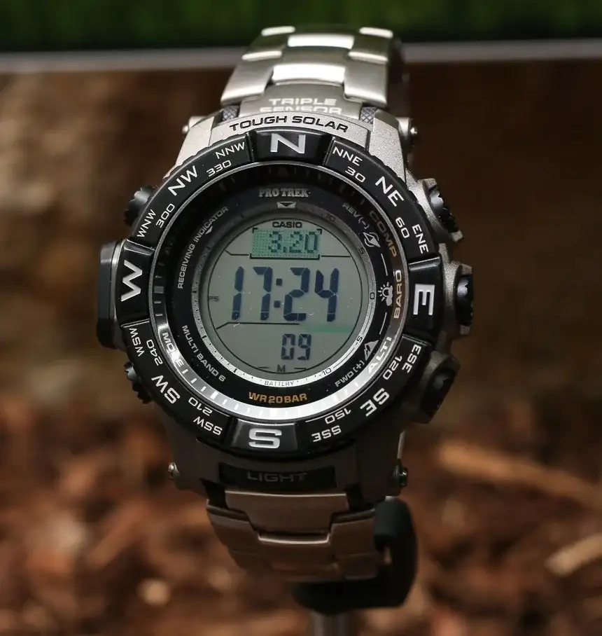 Casio-Pro-Trek-PRW-3500-watch-3.webp
