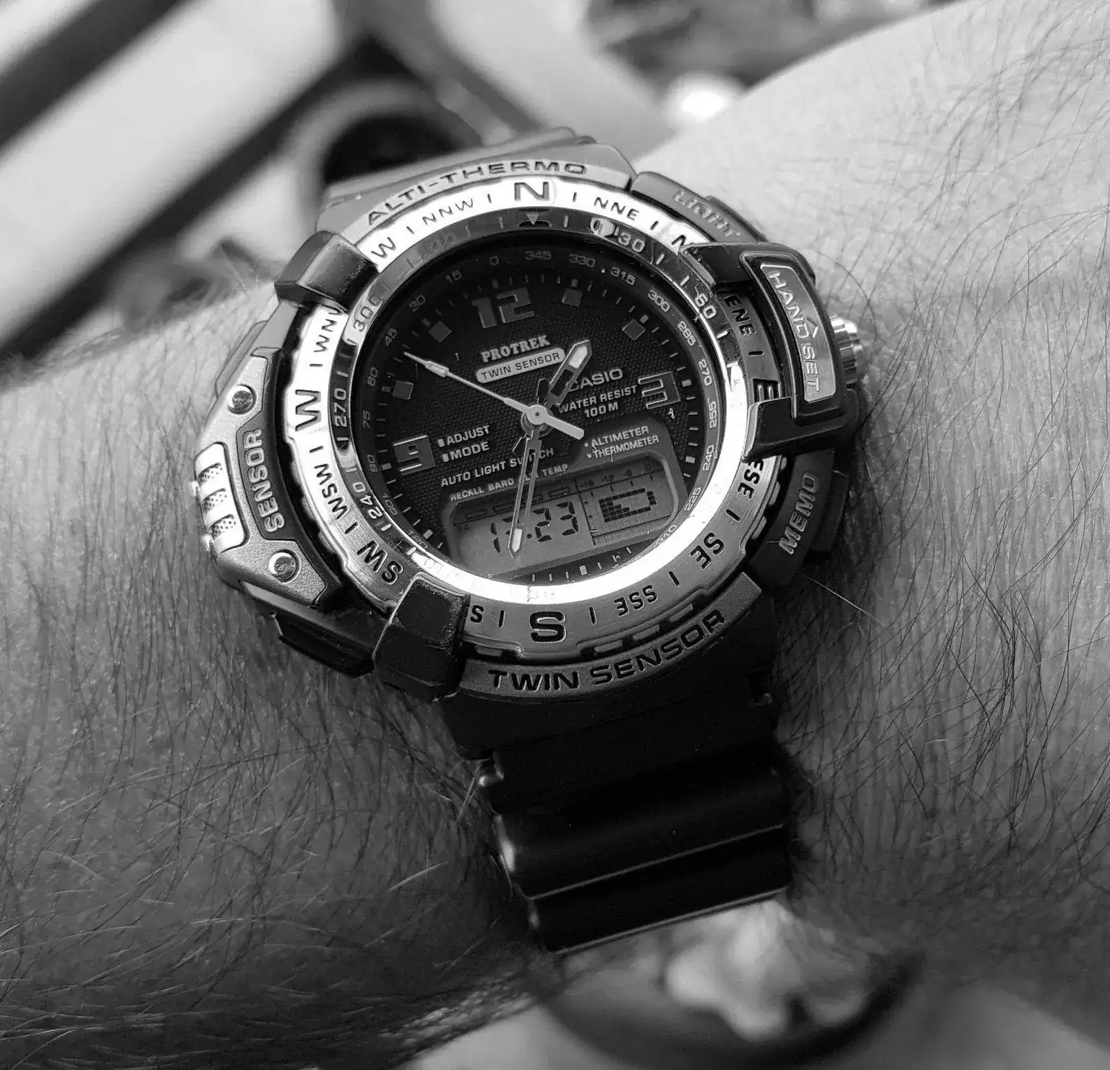 Casio Protek PRG-71 Twin Sensor (2).webp