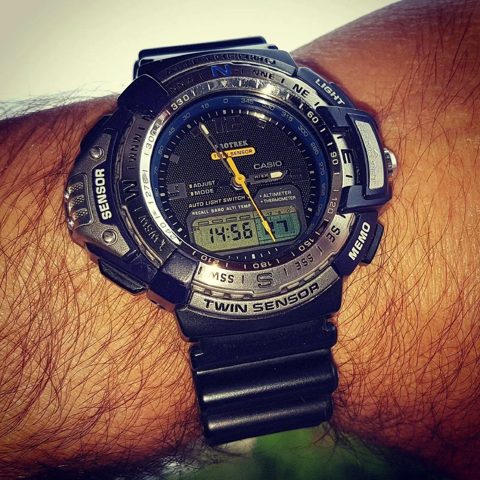 Casio Protek PRG-71 Twin Sensor (2).webp