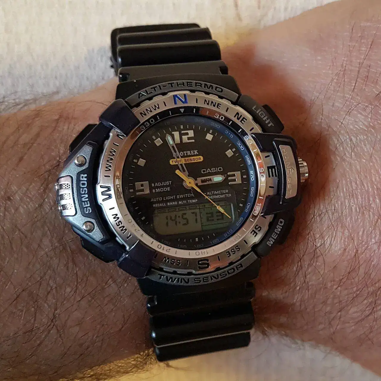 Casio Protek PRG-71 Twin Sensor (3).webp