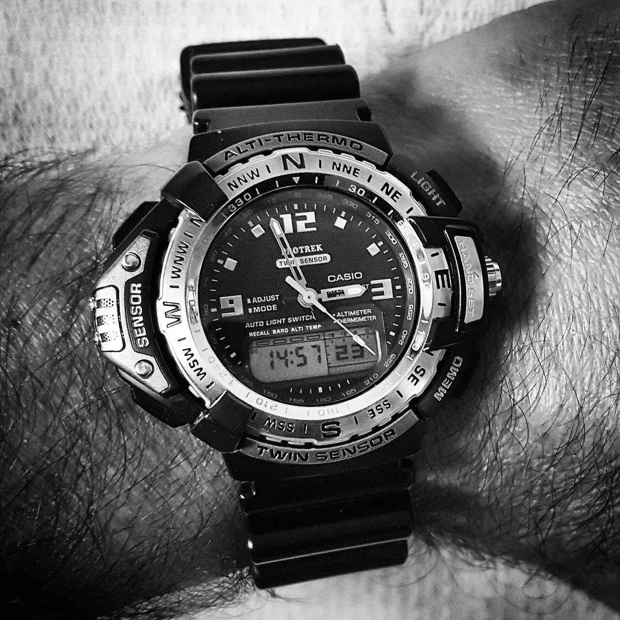Casio Protek PRG-71 Twin Sensor (4).webp