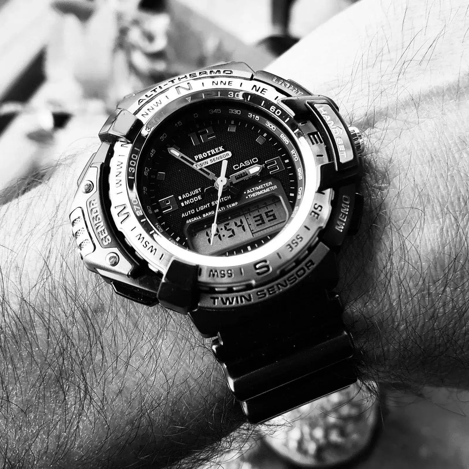 Casio Protek PRG-71 Twin Sensor (B&W).webp