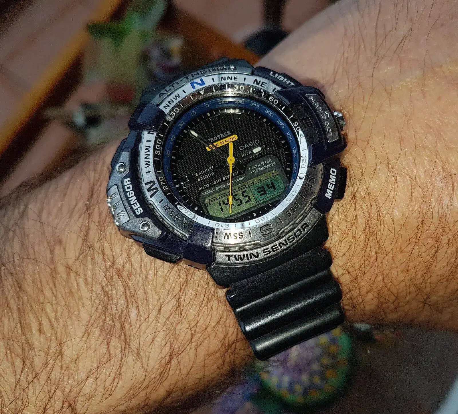 Casio Protek PRG-71 Twin Sensor.webp