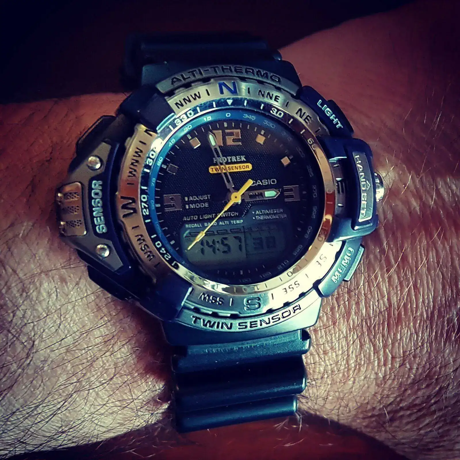 Casio Protek PRG-71 Twin Sensor.webp