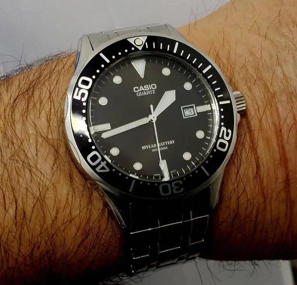 casio-sub.webp