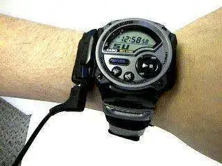 casio-WMP-1-2000-hpk-11.webp