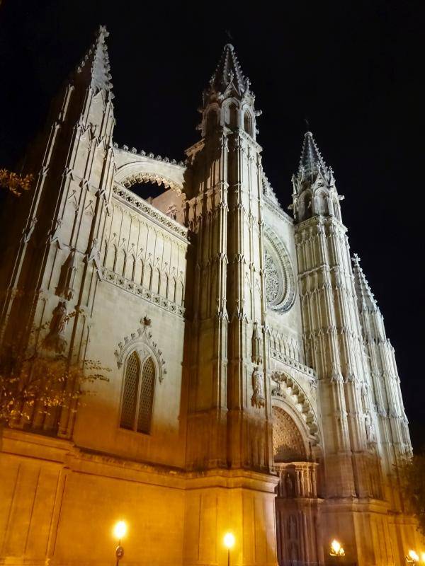 Catedral de Mallorca (2).jpg