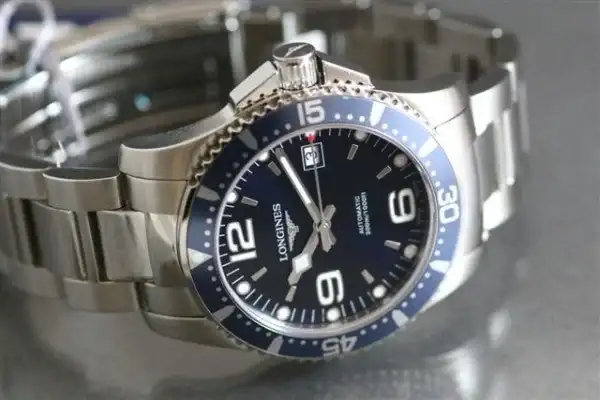 ceived-ad-brand-new-longines-hydroconquest-hydro-2.webp