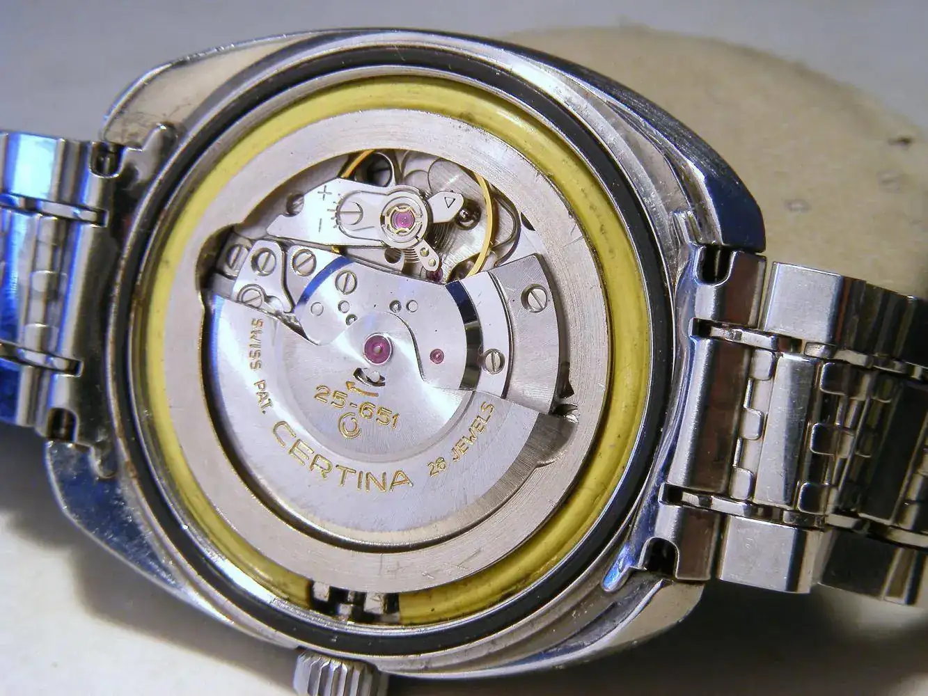 certina 002.webp