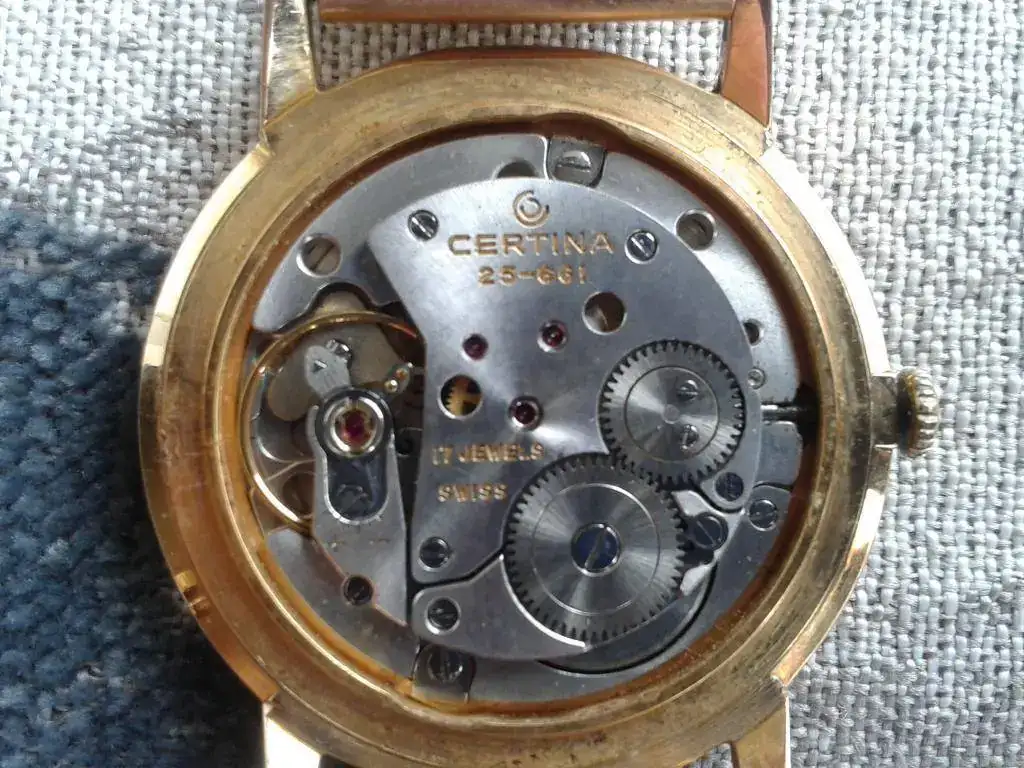 CERTINA 25.661 .webp