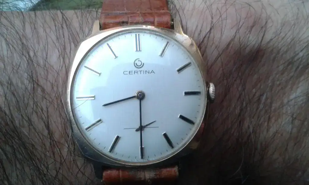 Certina 28-10 (3).webp