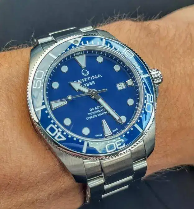 Certina Azul.jpg