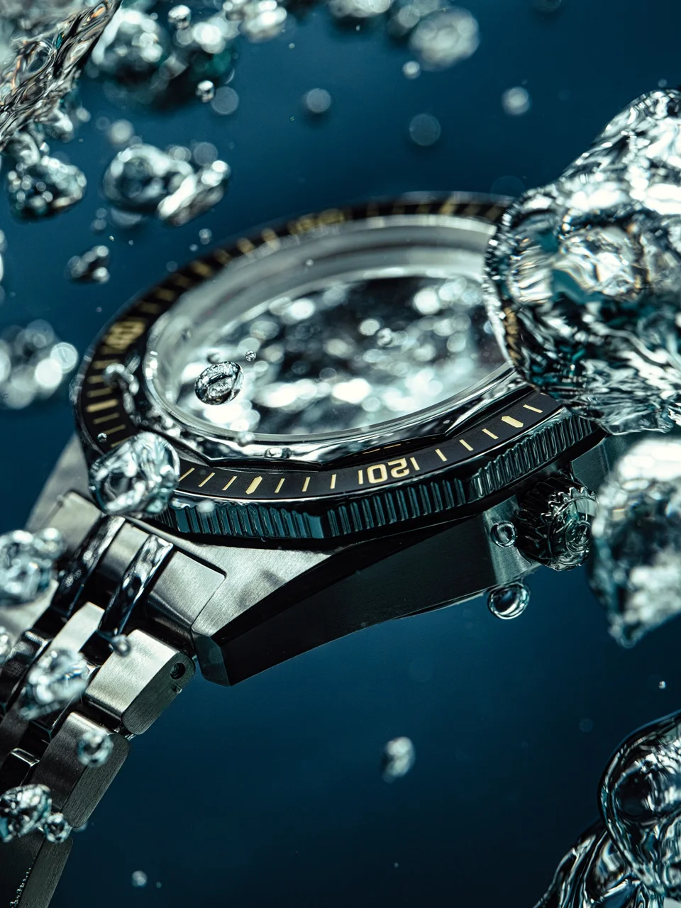 Certina_DS_PH2000-04.webp