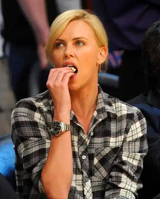 charlize.webp