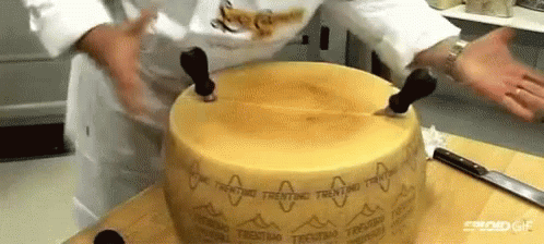 cheese-wheel.gif