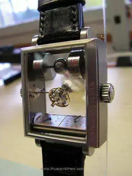 cher_mysterious_automatic_double_axis_tourbillon_1.webp