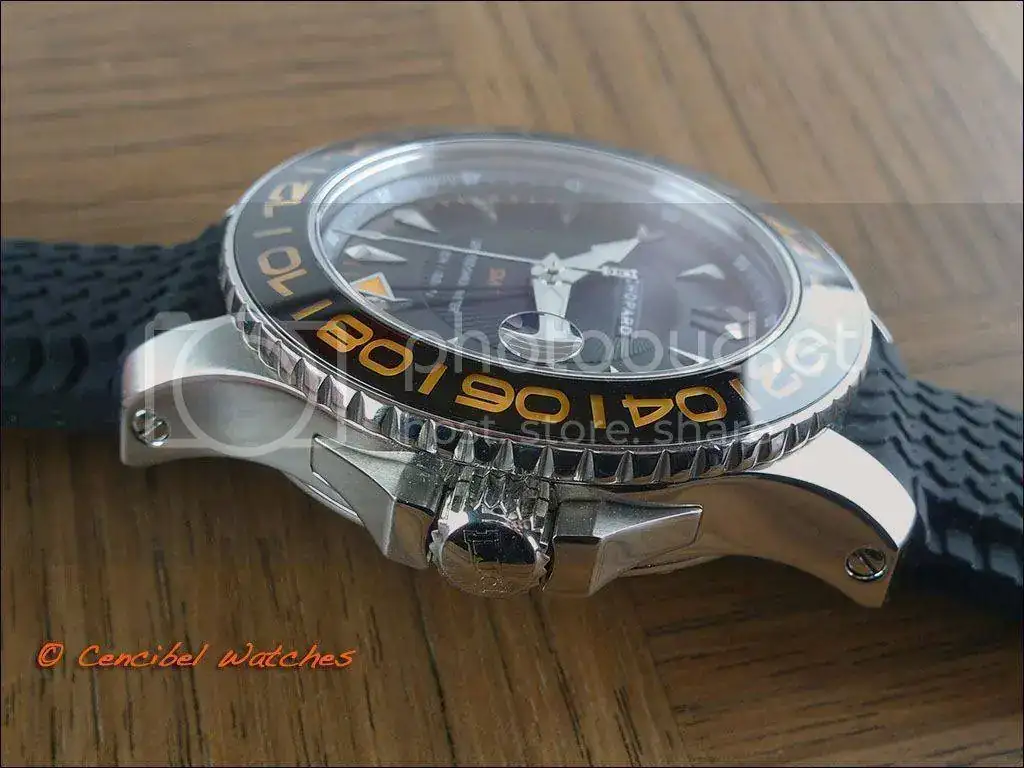 Chopard%20LUC%20GMT%20foto%203_zpsam2bgvjx.webp