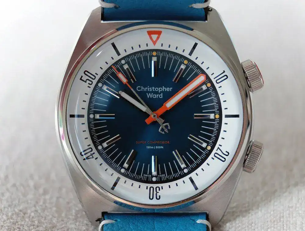 christopher-ward-c65-super-compressor-dial1.webp