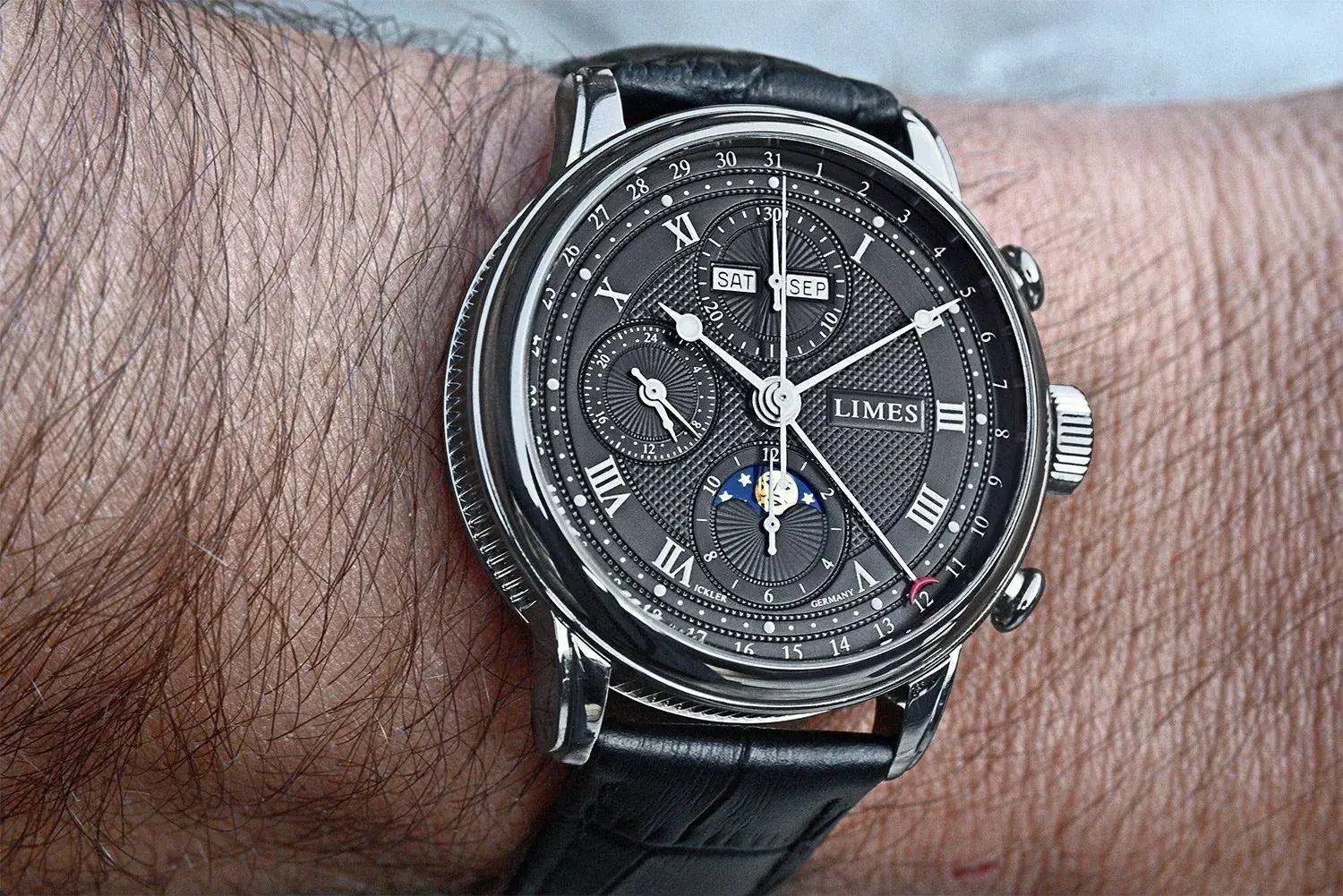 Chrono-WristHiOXYBJycylCW.jpg