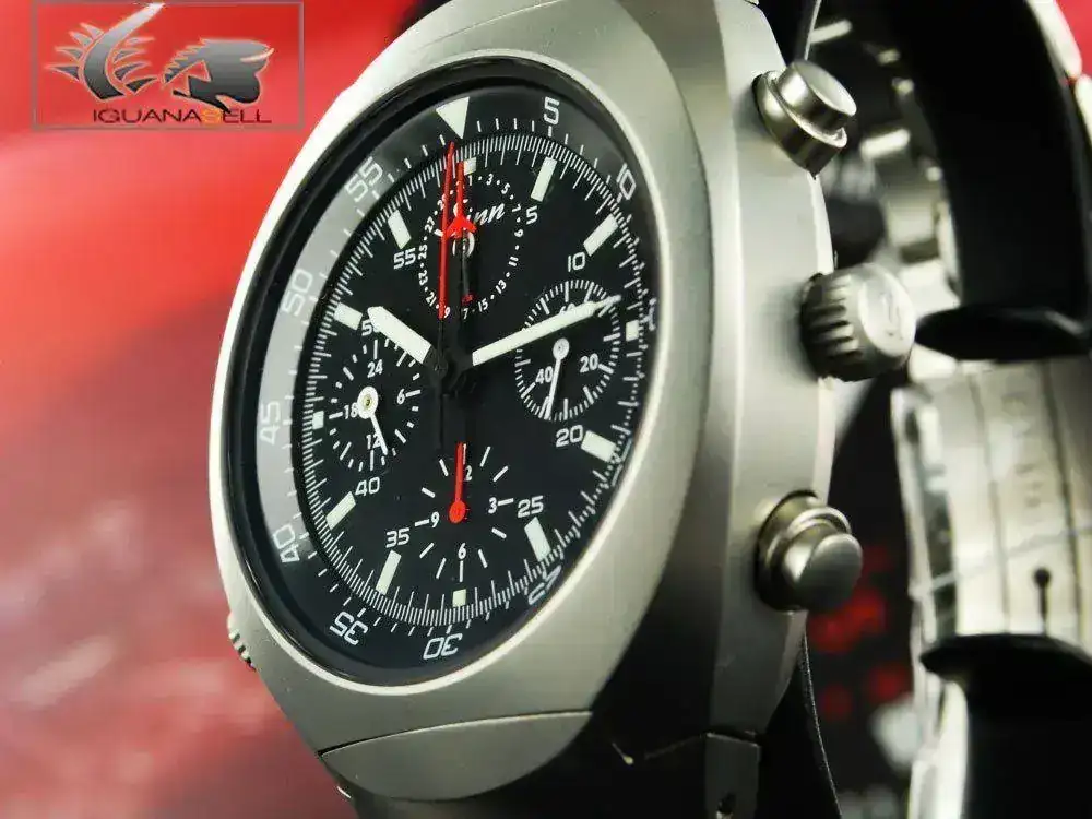 -Chronograph-142.050-Steel-Bracelet-142.050%20MB-9.webp