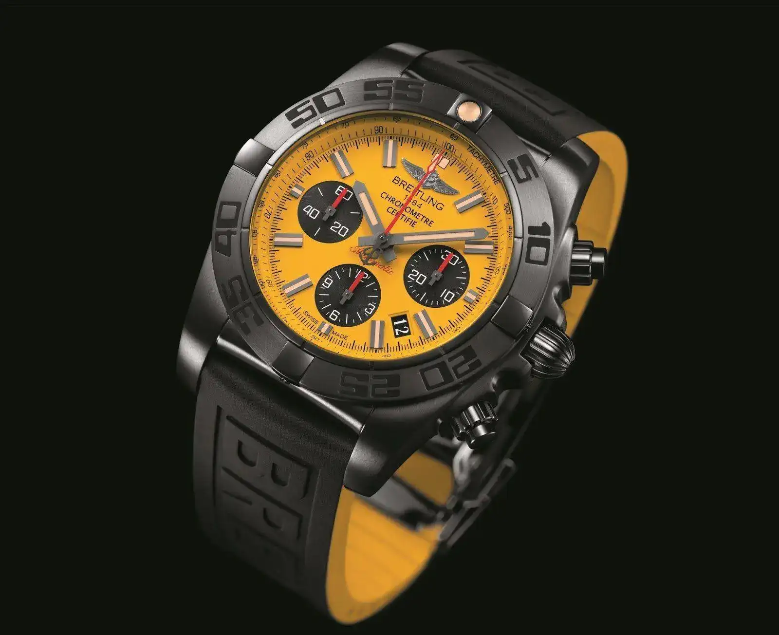 Chronomat%2B44%2BBlacksteel%2BSpecial%2BEdition_01.webp