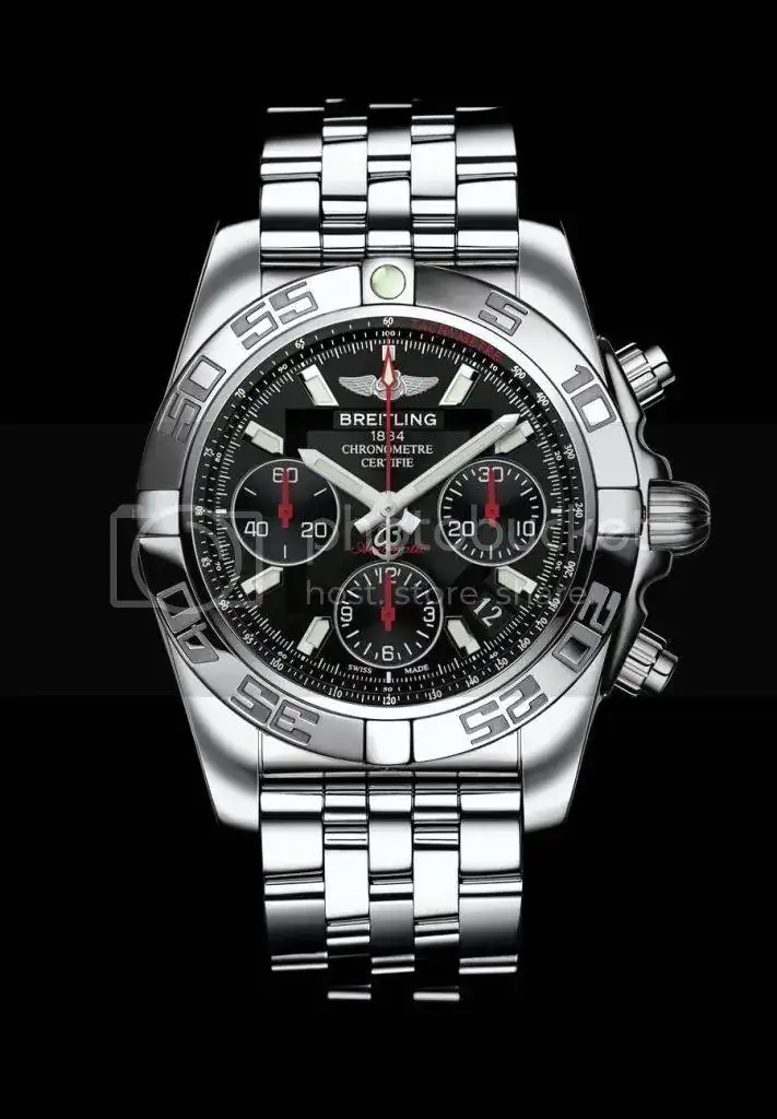 chronomat-41-ltd_blackbg.webp
