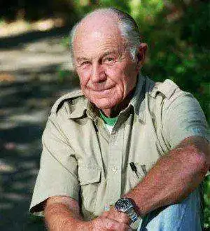 chuck_yeager-300x330.webp