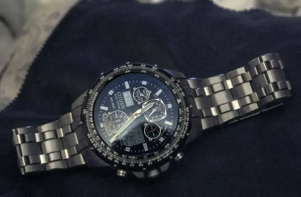 Citizen 6 variacion 2.webp