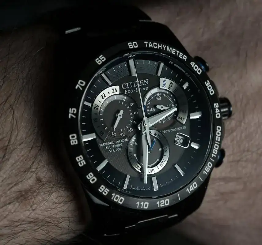 Citizen Black 4.webp