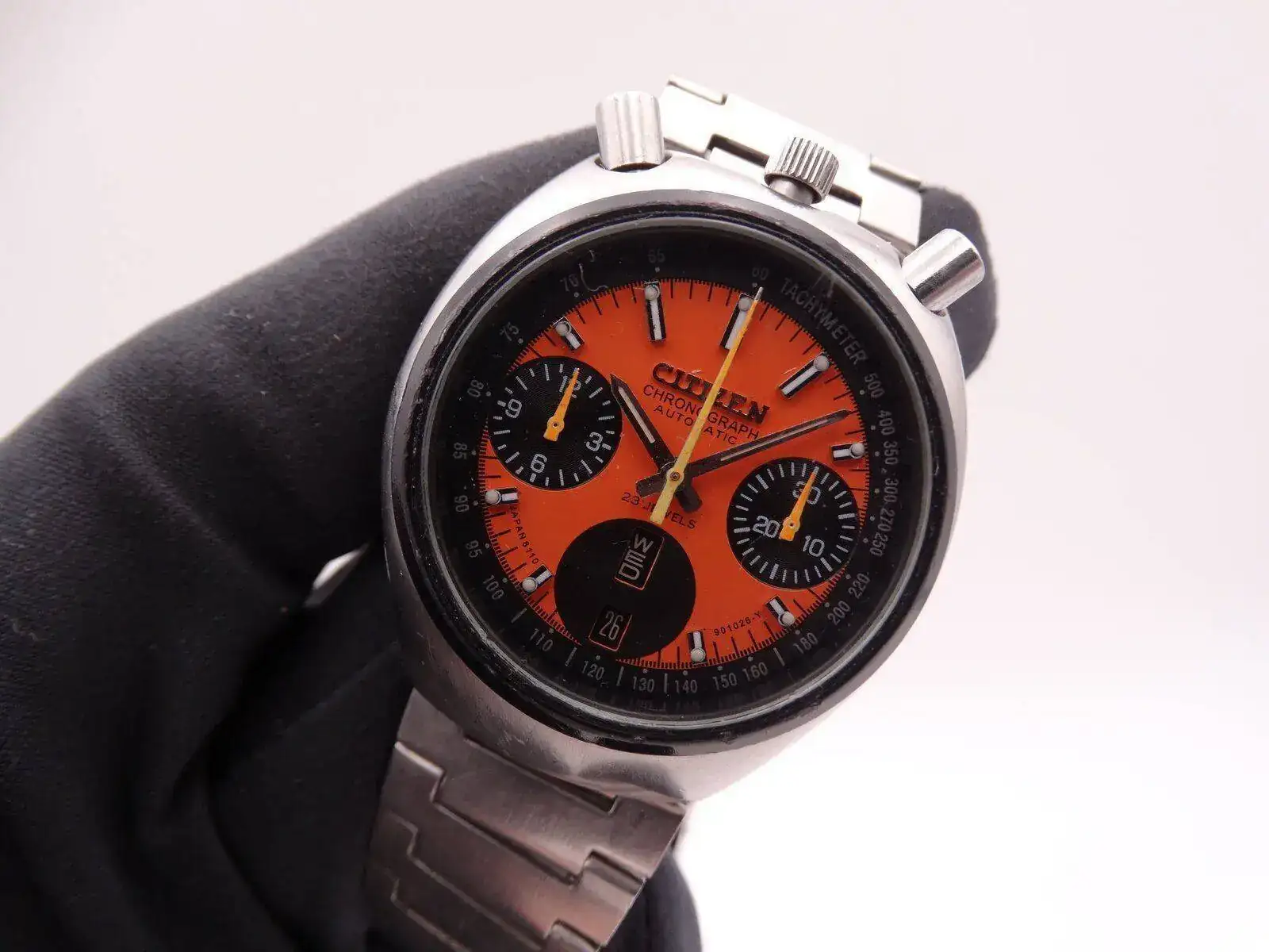 Citizen Bullhead Chronograph 8125.JPG