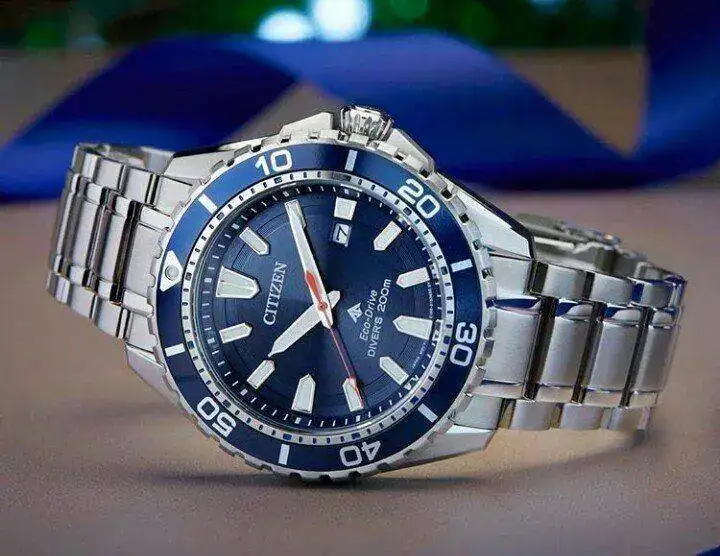 citizen-eco-drive-mens-200m-divers-watch-bn0191-80l-star-buy.webp