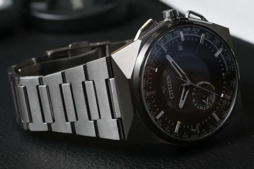 Citizen-Eco-Drive-Satellite-Wave-F100-watch-6.webp
