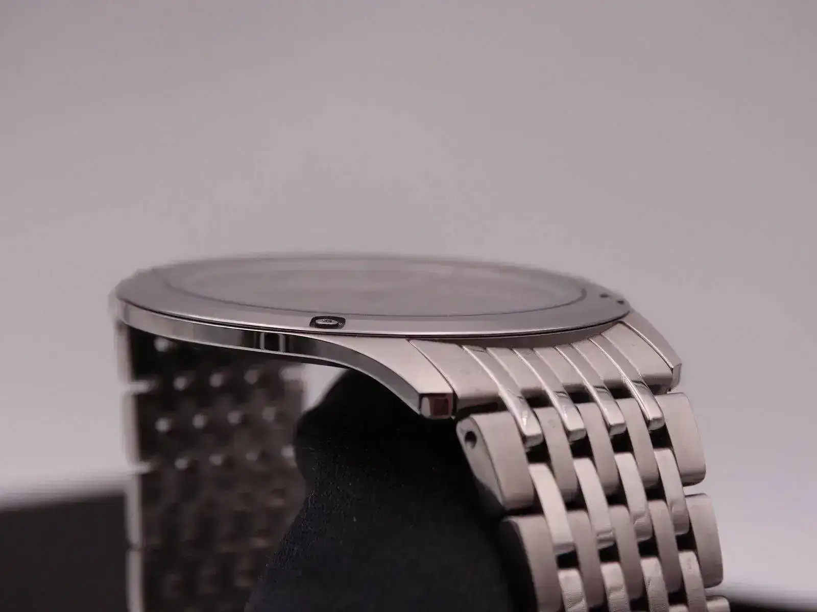 Citizen Eco-Drive Ultra Thin 00381.webp