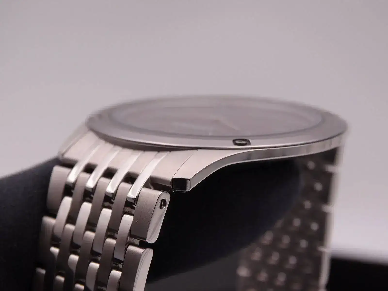 Citizen Eco-Drive Ultra Thin 00384.webp
