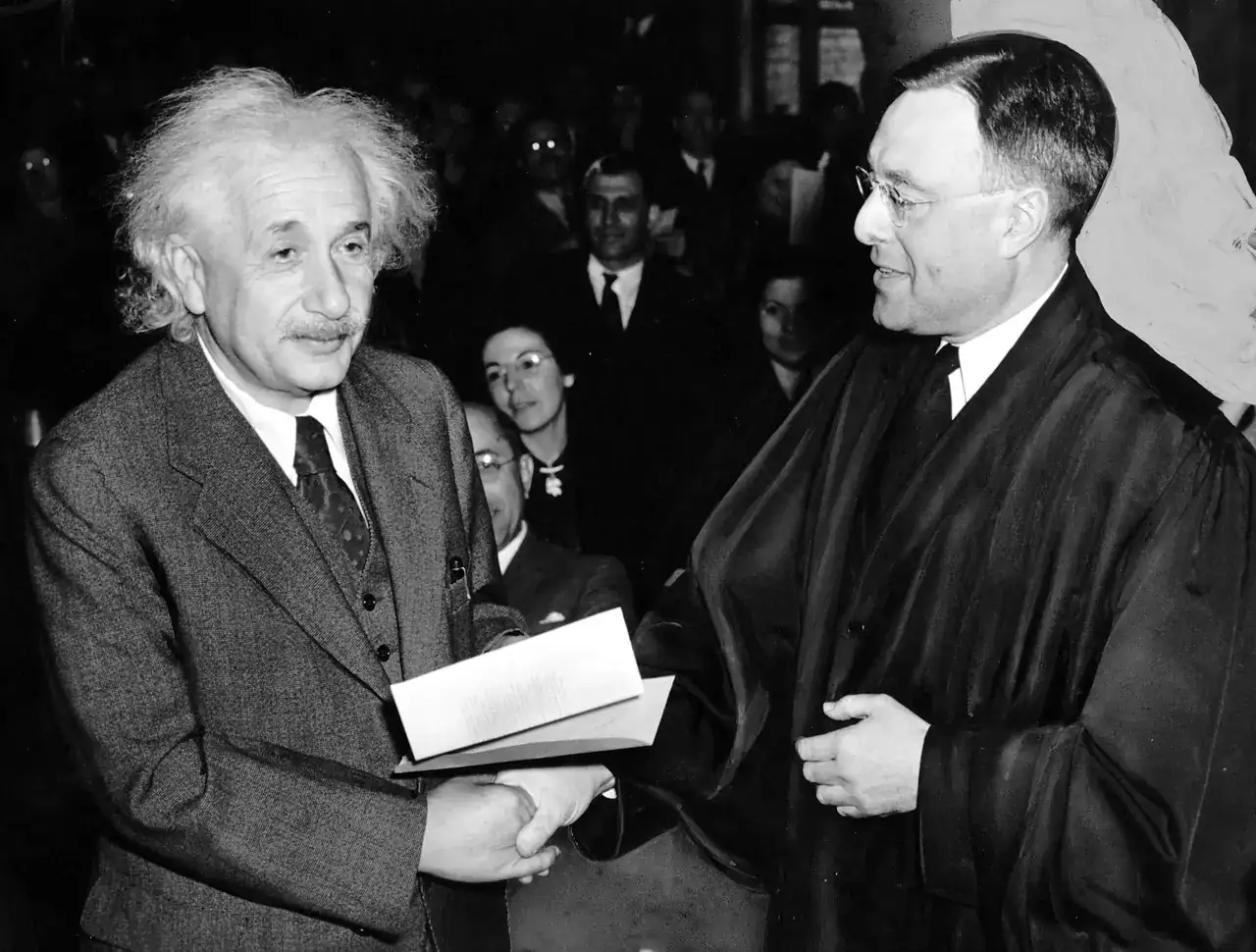 Citizen-Einstein.webp