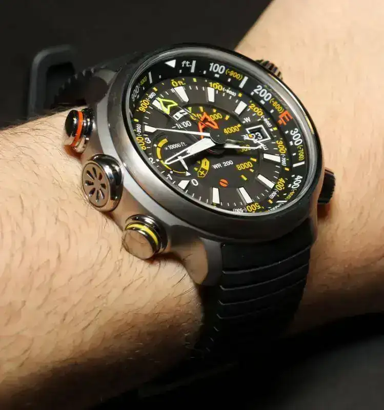 Citizen-Promaster-Altichron-3.webp