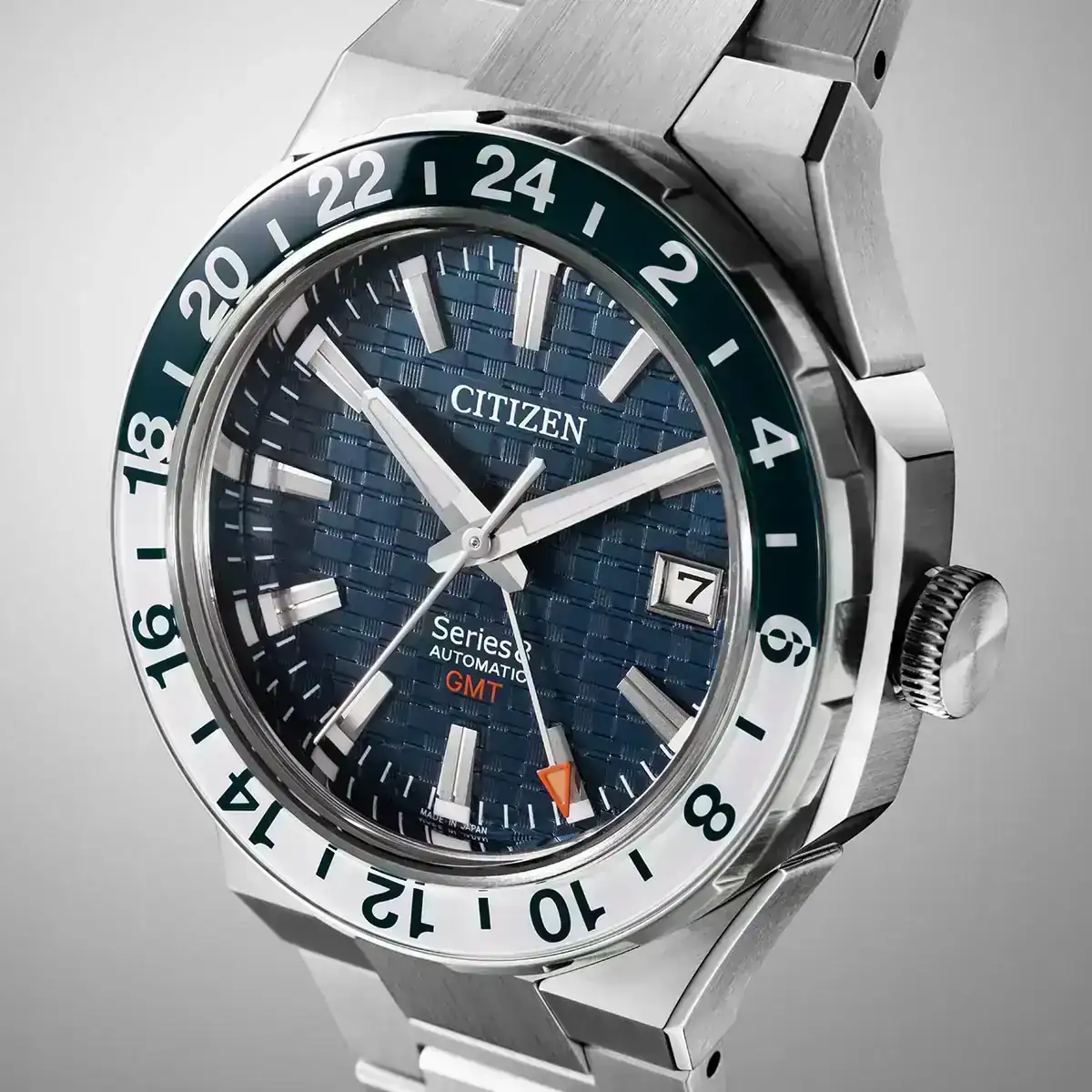 citizen-series-8-gmt-line-880-nb6034-58l_2.webp