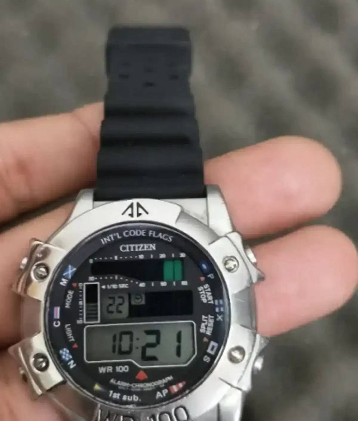 citizen2_crop.webp