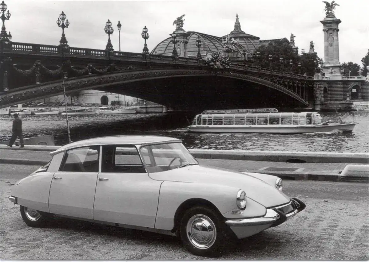 citroen_ds_02.webp