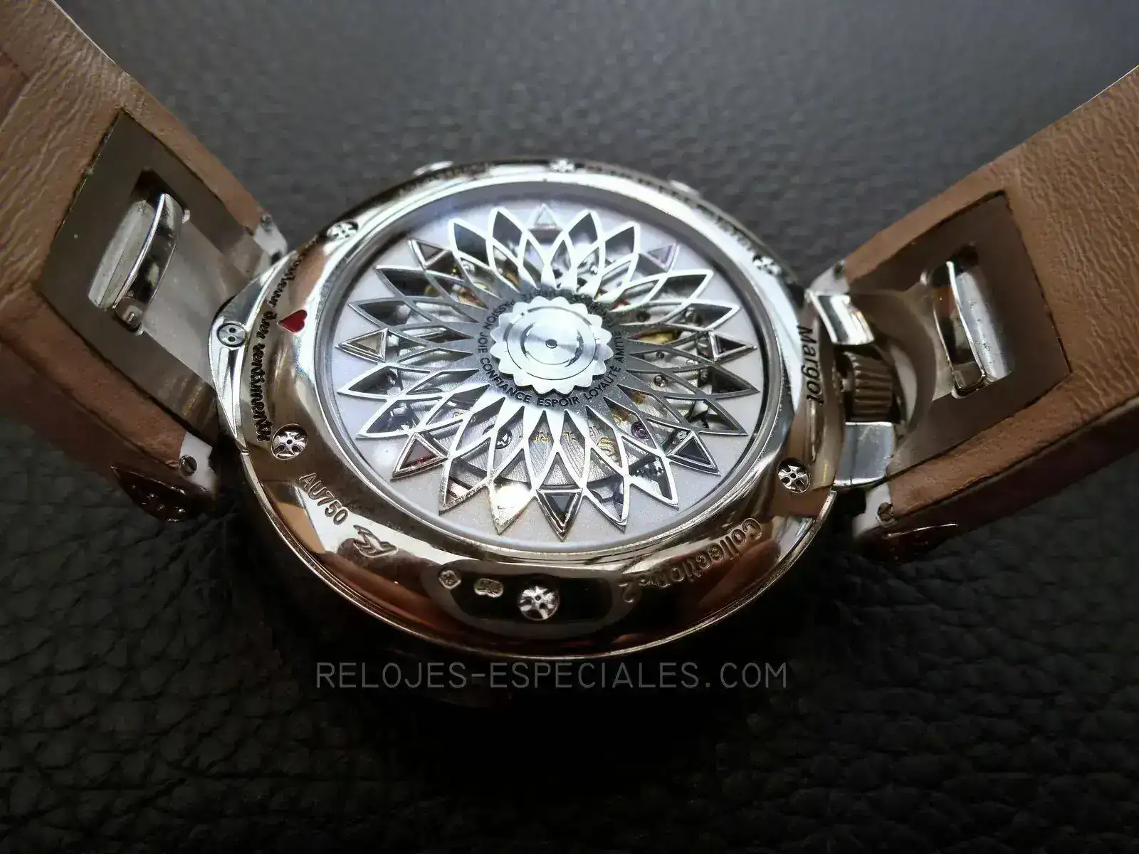 claret-margot-2.webp