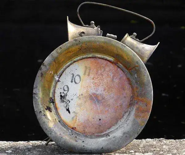 clock-4095100_640-min.webp
