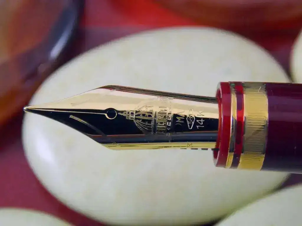 col roma plumín.webp